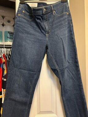 GAP Vintage Slim High-Rise Jeans in Dark Blue Denim